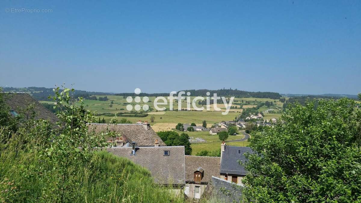Maison à SAINT-ALBAN-SUR-LIMAGNOLE
