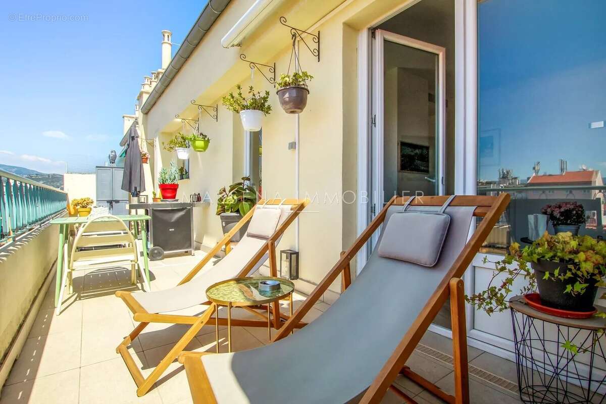 Appartement à NICE