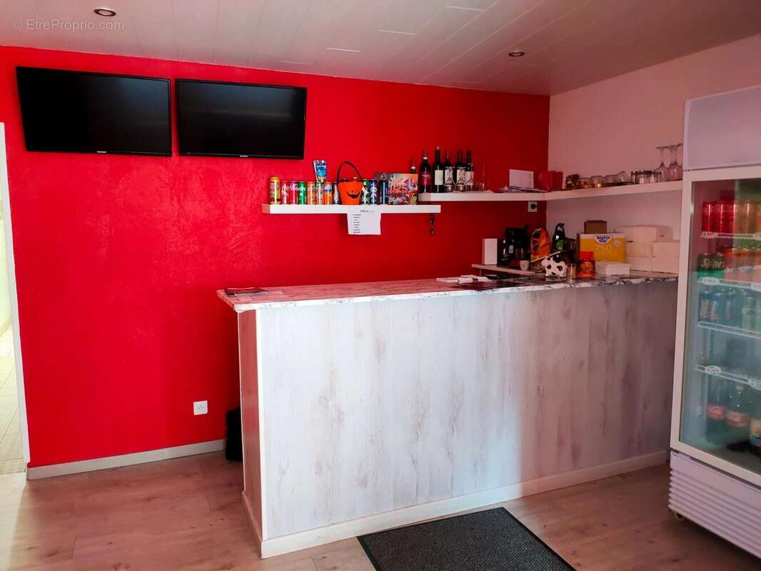 Photo 3 - Commerce à LEVIER