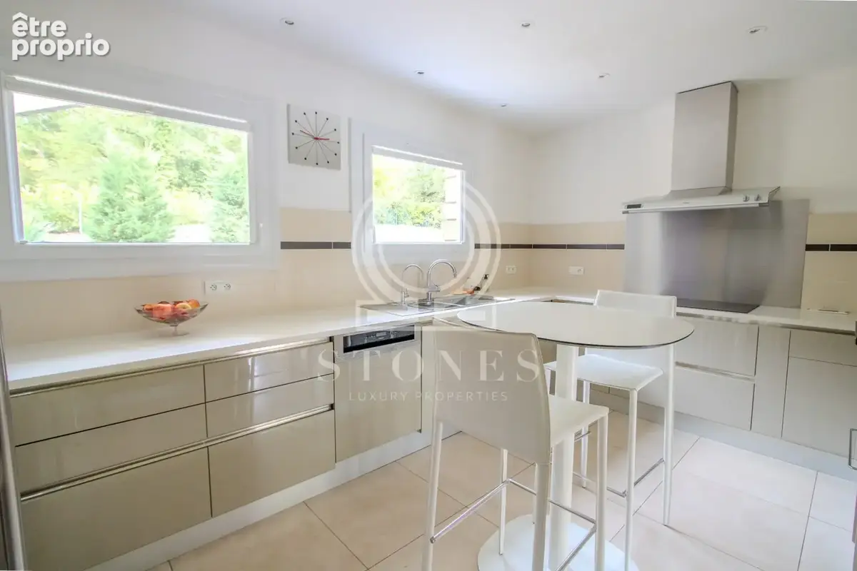 Maison 6 pièces 219 m² à vendre à Crespieres (78121) - photo 6