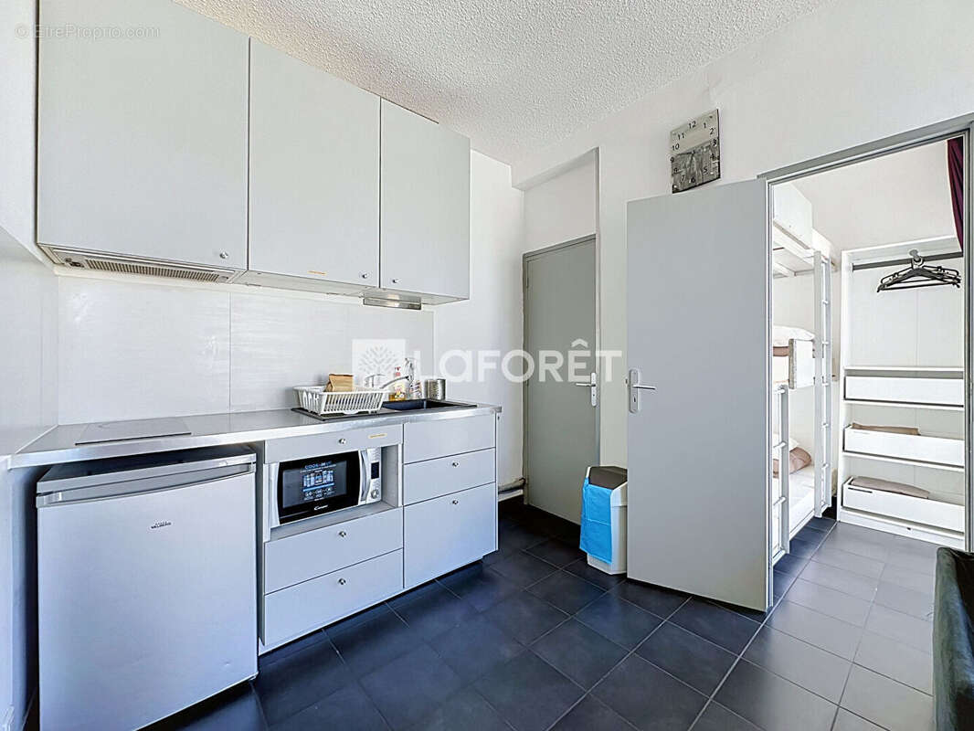 Centre-ville - Vue mer panoramique - Lot de 2 appartements avec parking - photo 6