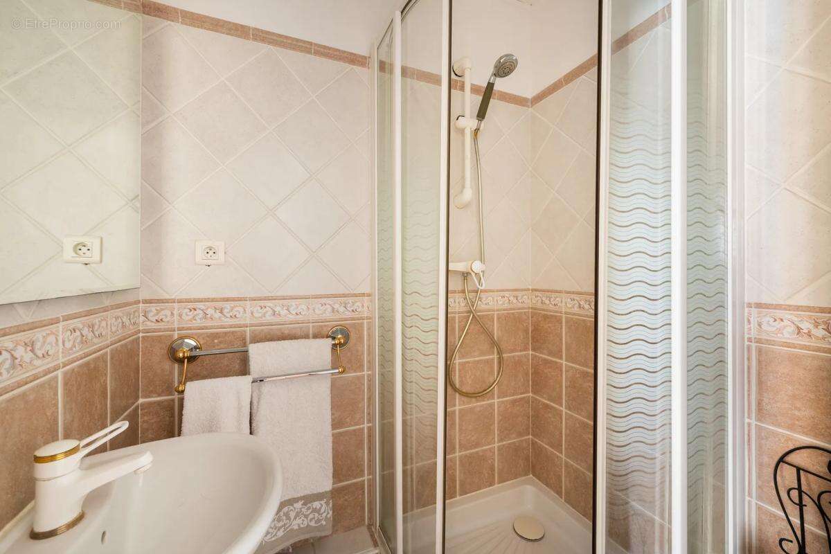 Appartement de 4 pièces de 89 m² à Aubagne - photo 10