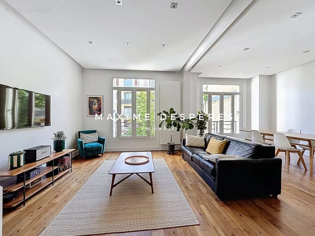 Appartement à NEUILLY-SUR-SEINE