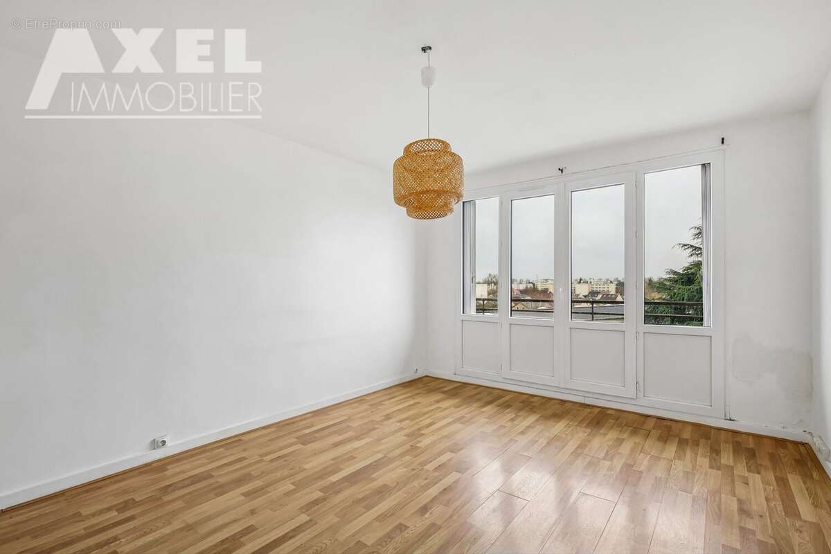 Appartement à BOIS-D'ARCY