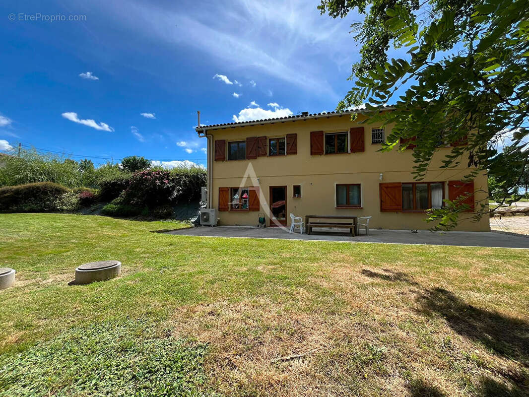 Appartement à VILLEMUR-SUR-TARN