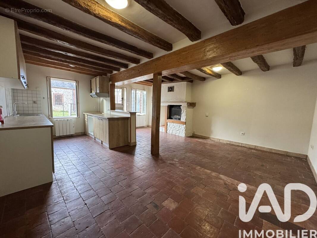 Photo 1 - Maison à TRIZAY-LES-BONNEVAL