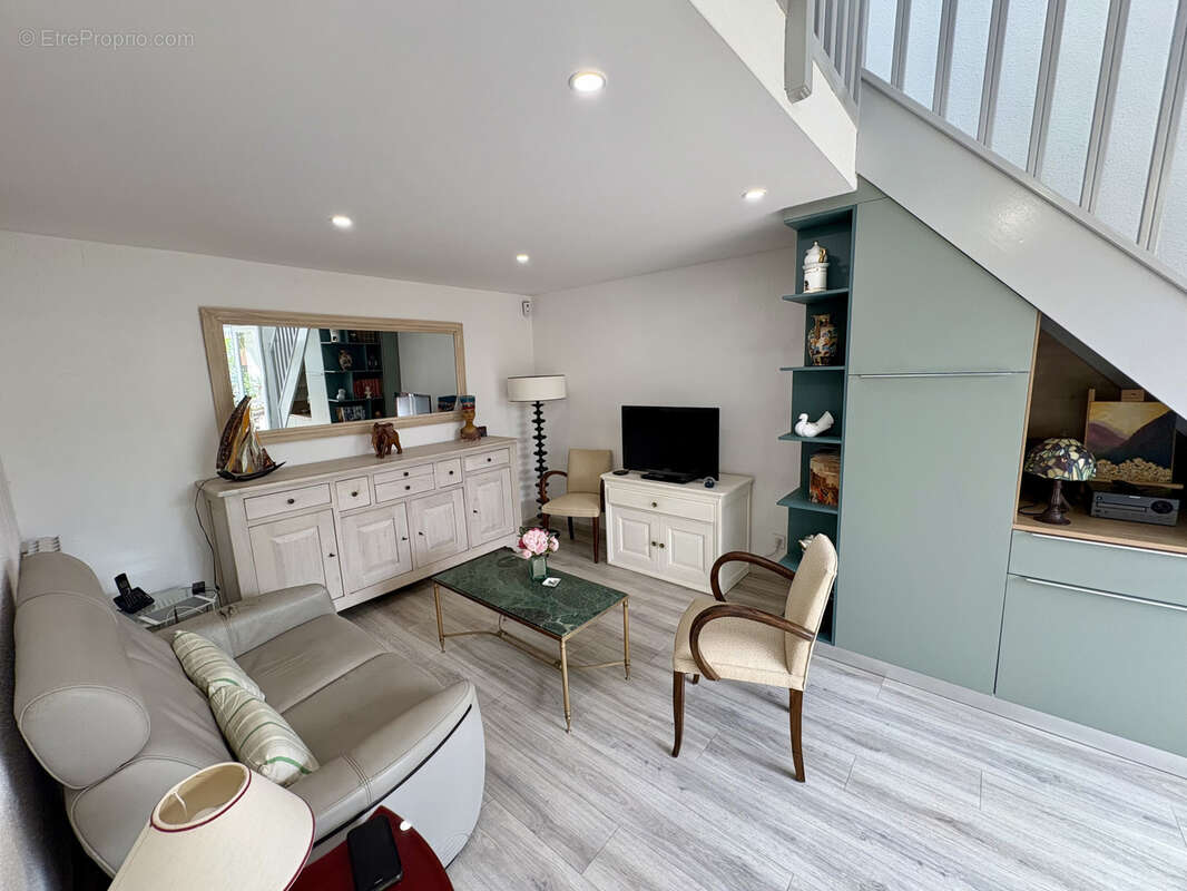 Maison à SAINT-CYPRIEN