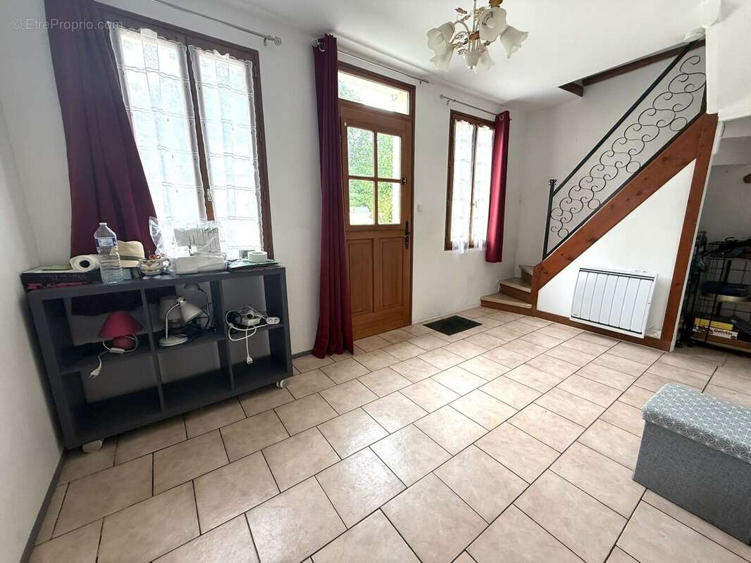 Maison à SAINT-LAURENT-DE-BREVEDENT