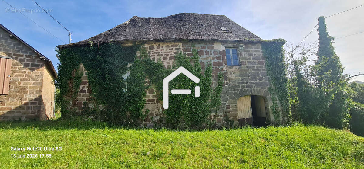 Maison 75 m² à Saint-Aulaire  - photo 8