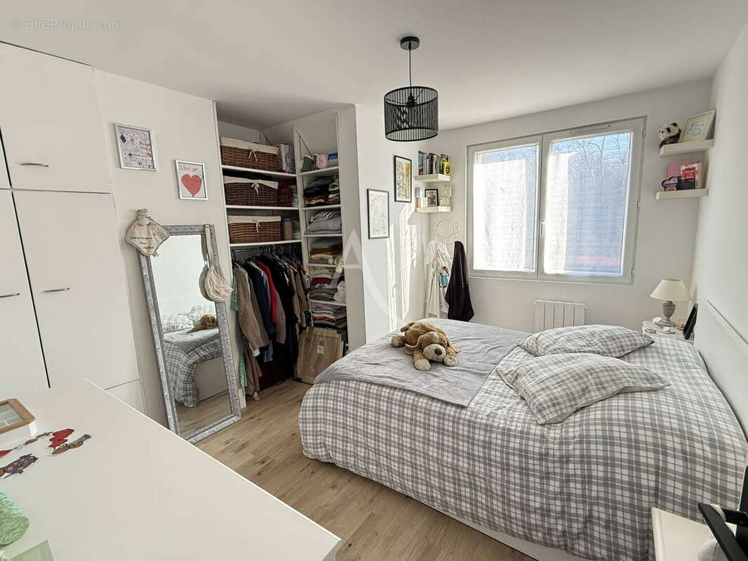 Appartement à OZOIR-LA-FERRIERE