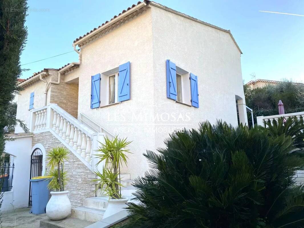 Maison à SAINT-RAPHAEL