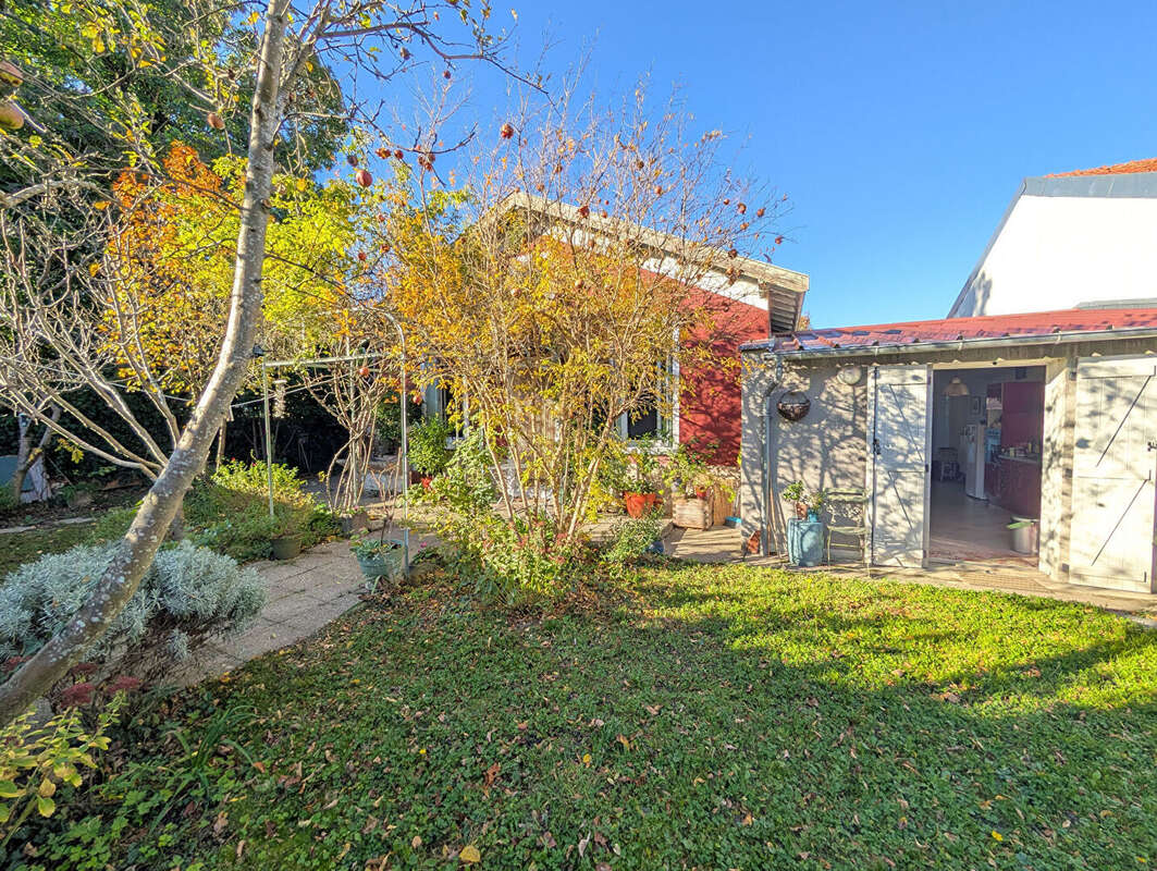 Maison à VAULX-EN-VELIN