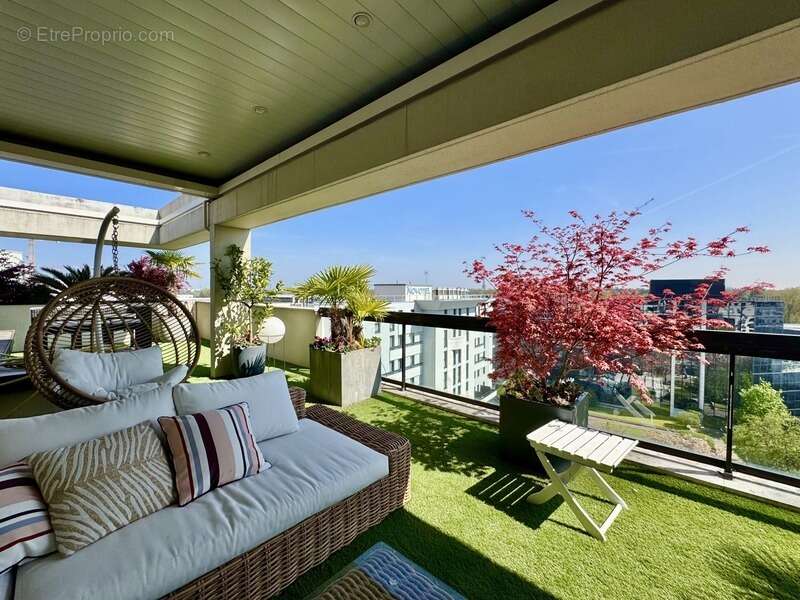 Appartement à SURESNES