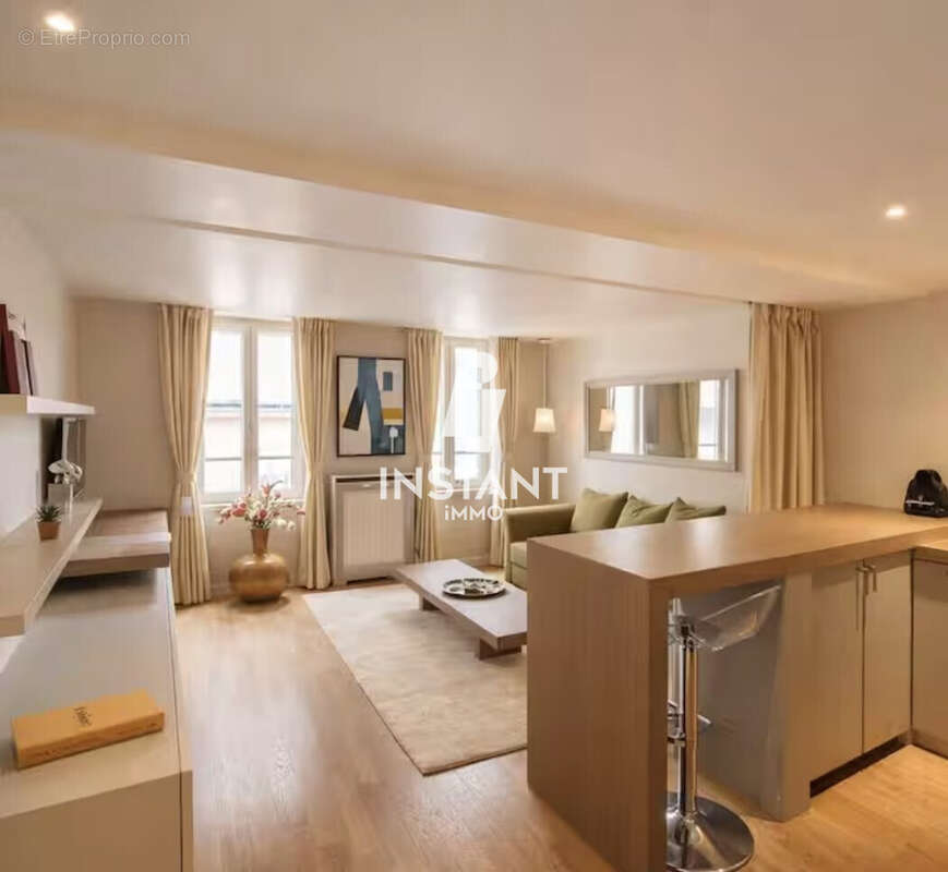 Appartement à PARIS-5E