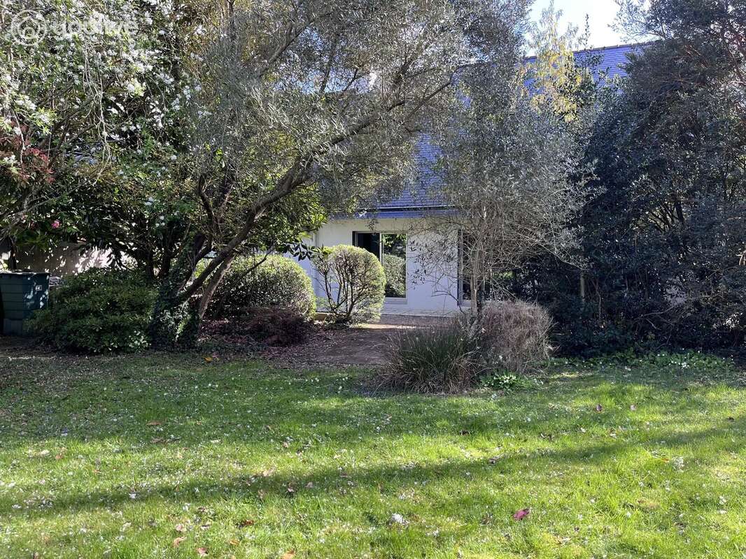 Maison évolutive au cœur de Fouesnant – 193 m² – Jardin clos de 966 m² - photo 8