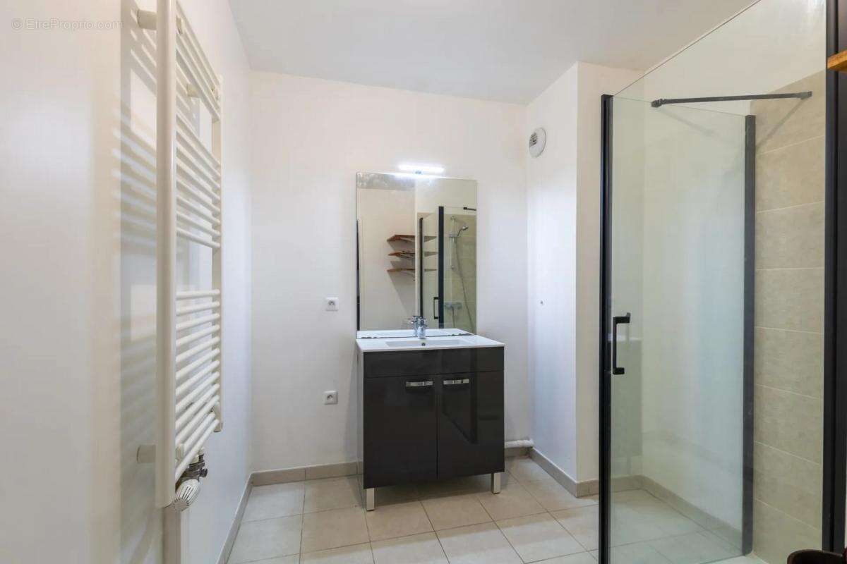 Appartement à LOGNES