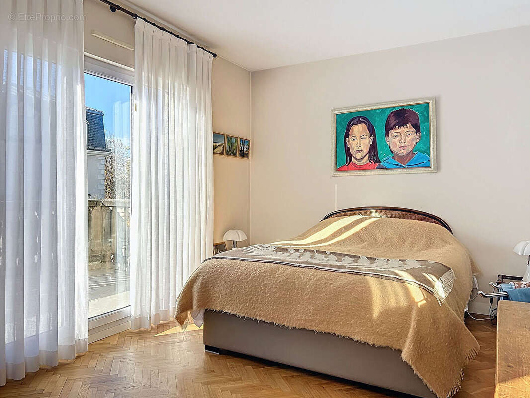 Maison à SAINT-MAUR-DES-FOSSES