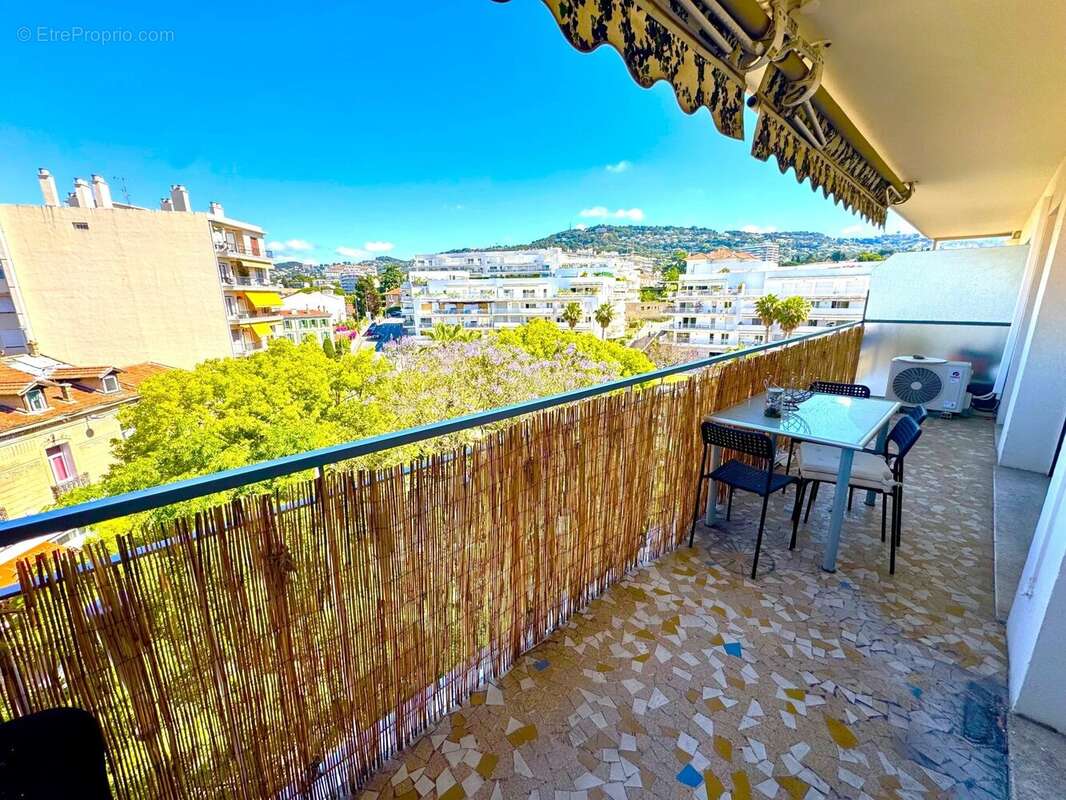 Appartement à CANNES