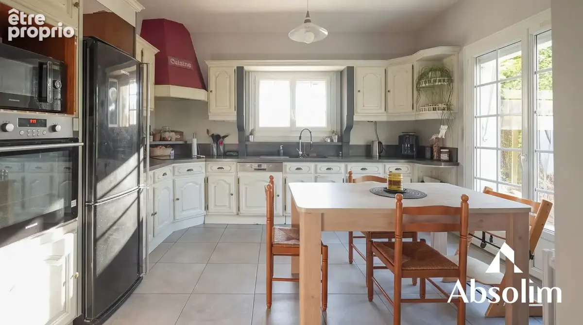 Maison 7 pièces 205 m² à vendre à Vivy (49680) - photo 6