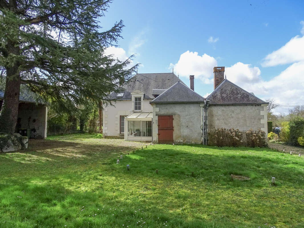 Maison à VALENCAY