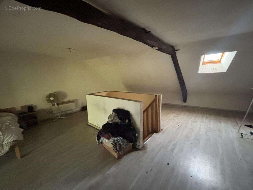 Maison à COMMENTRY