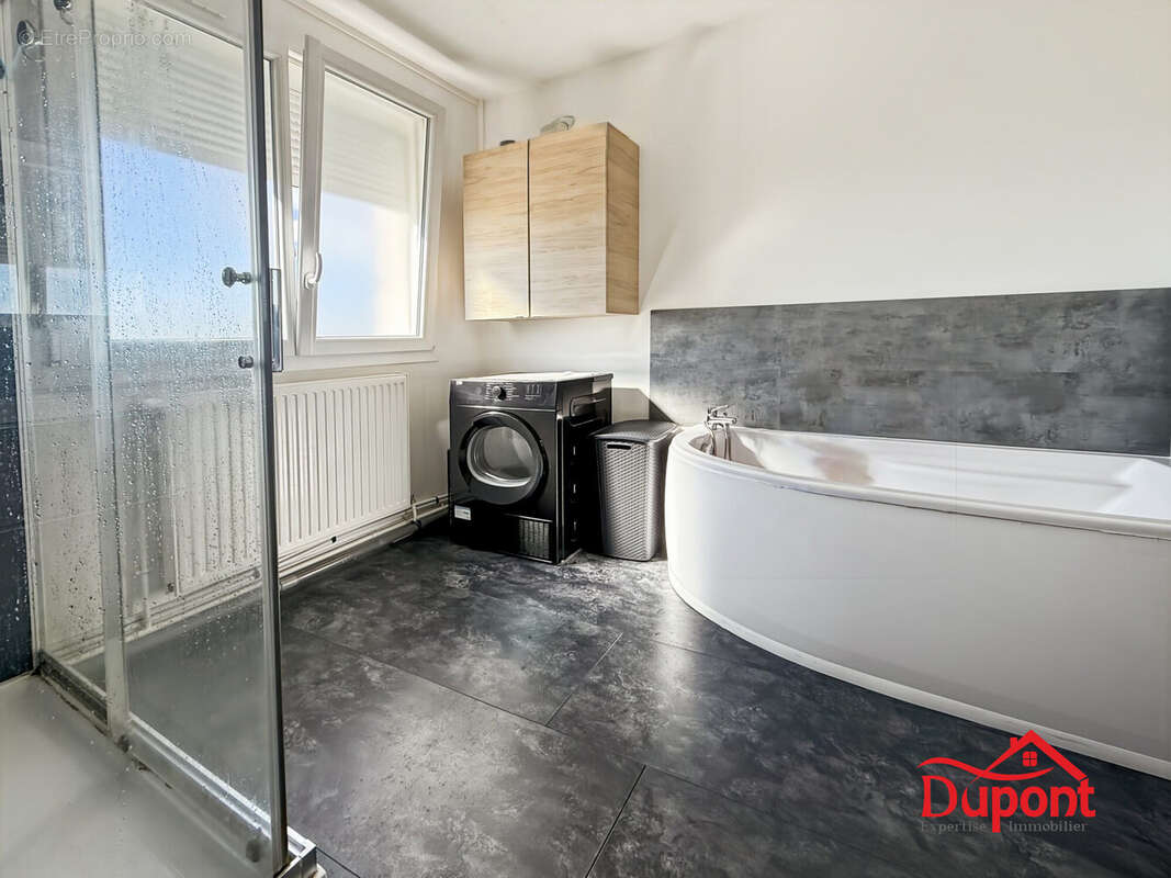 Appartement à CHARLEVILLE-MEZIERES