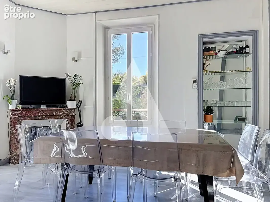 Maison de Maître des années 1920 avec dépendance - 217.98 m² habitables - Terrain de 1 430 m² - GAP ! - photo 4