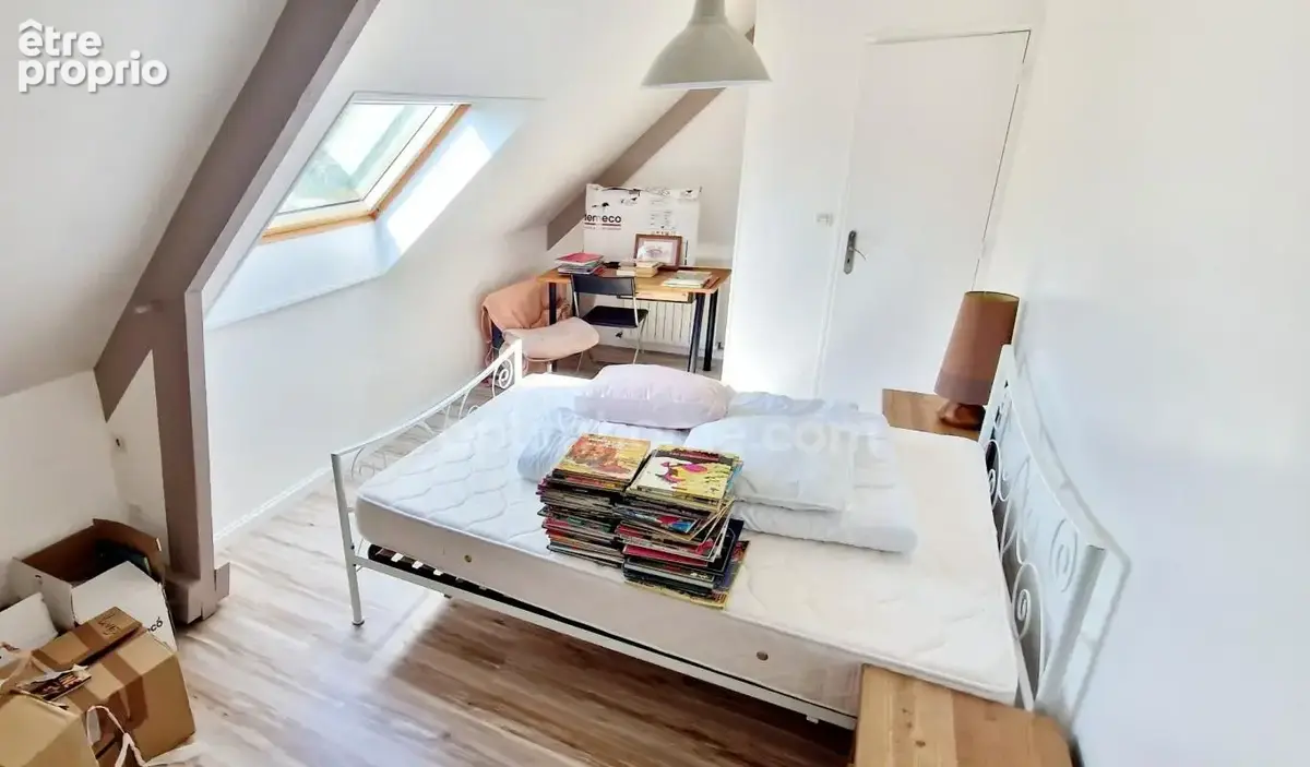 Exclusivité.!! Charmante maison familiale de 137 m2, 6 pièces 4 chambres dont une avec vue mer — Quettehou — - photo 17