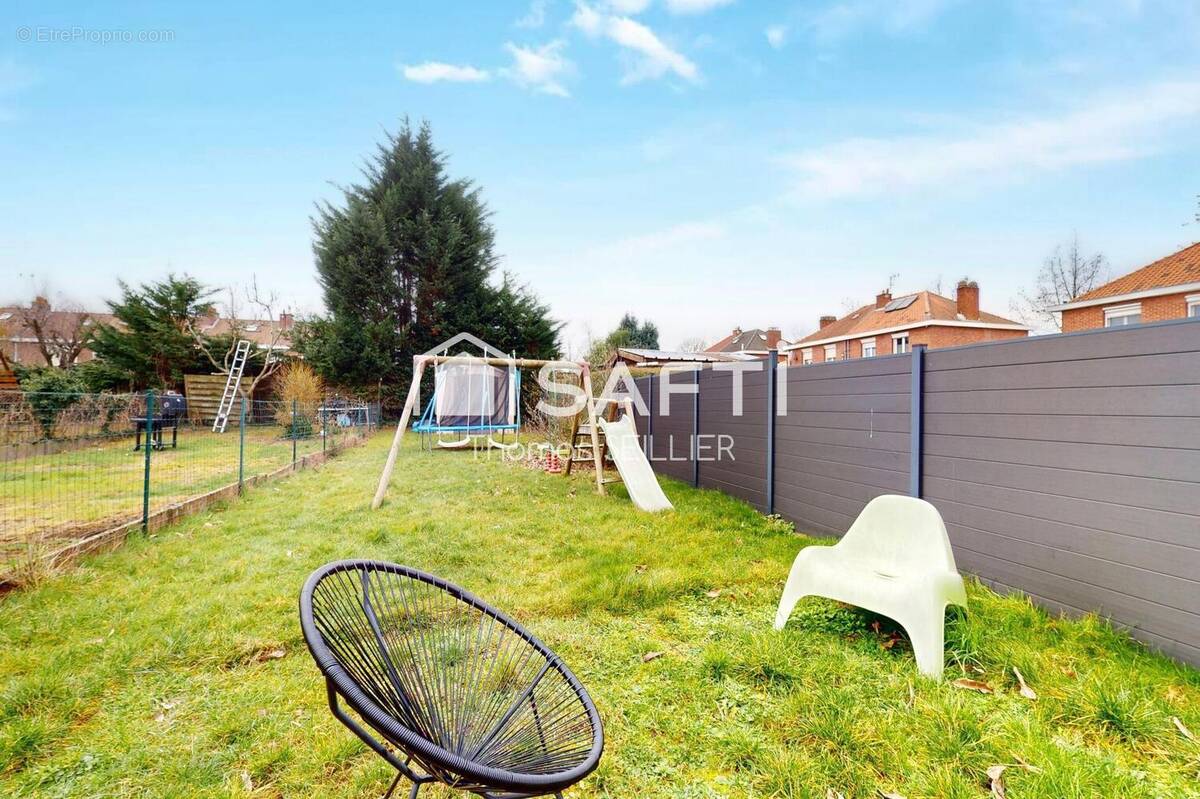 Photo 1 - Maison à CROIX