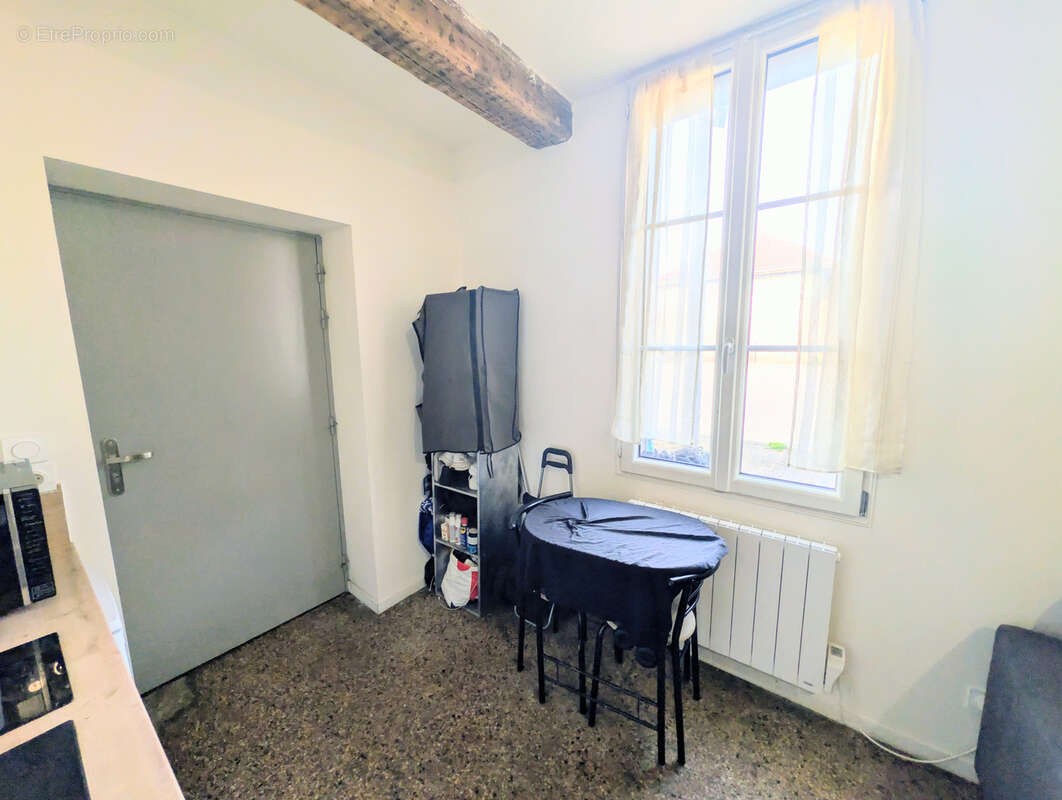 Appartement à SAINTE-SAVINE
