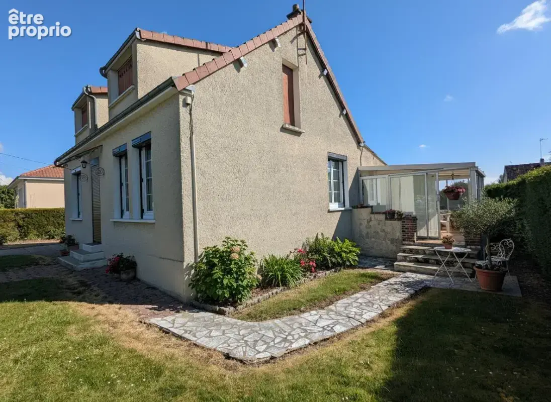 Maison 110m2 3 chambres Terrain 825m2 - photo 2