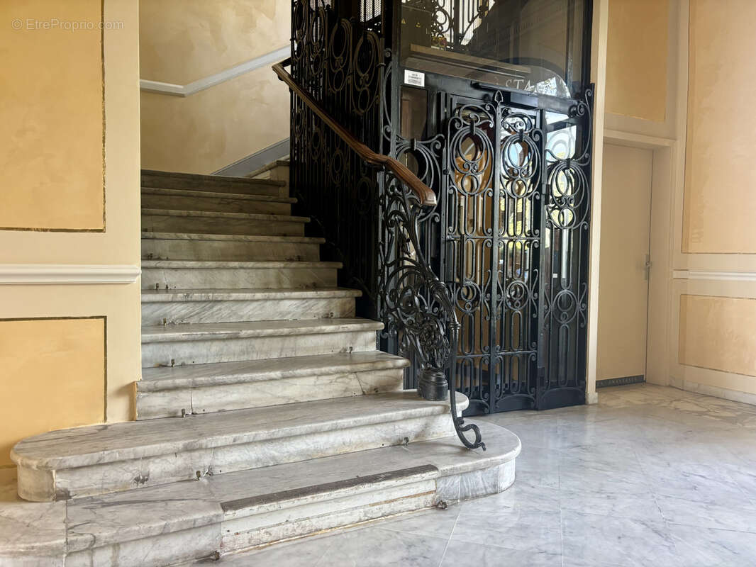 Appartement à MENTON