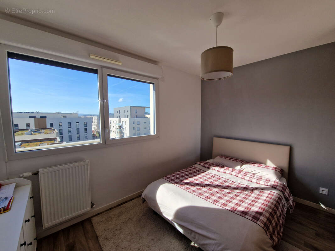 Appartement à BRIGNAIS