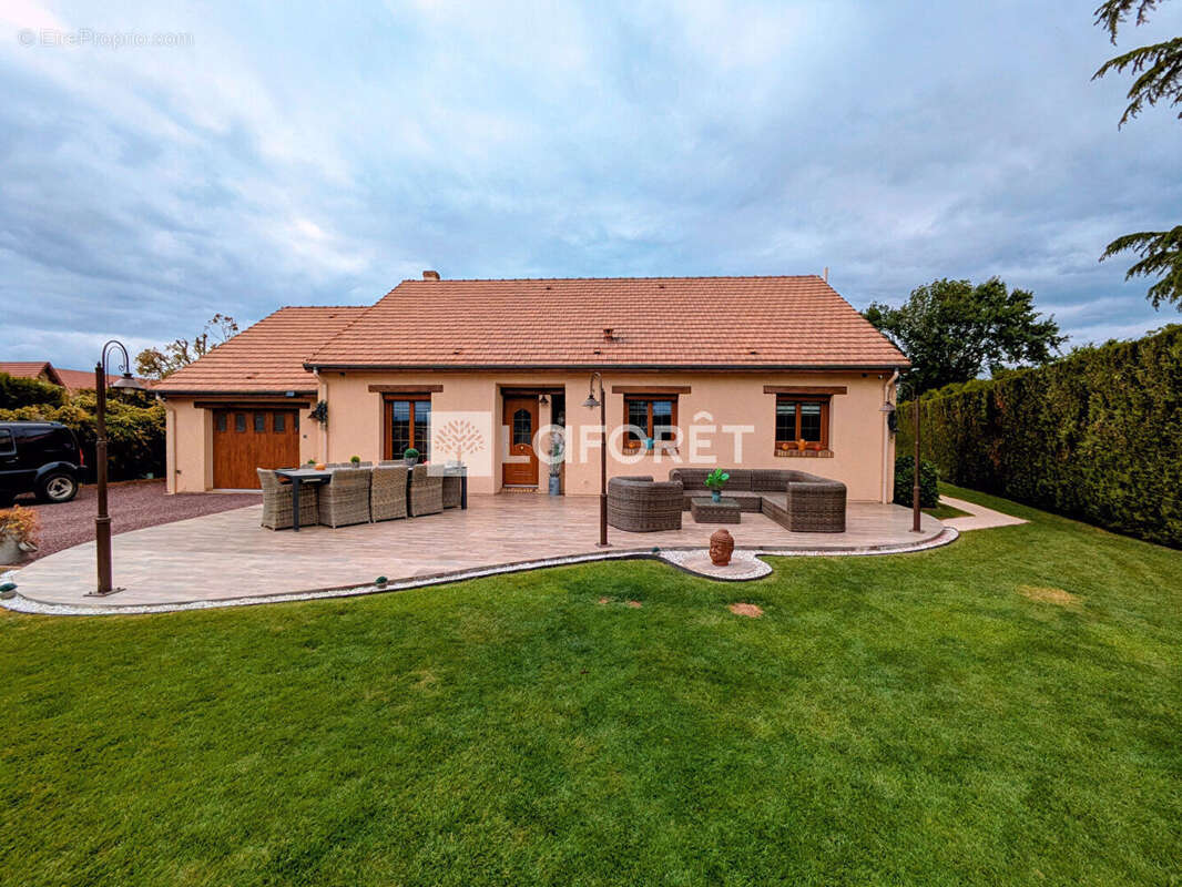 Maison à EMALLEVILLE