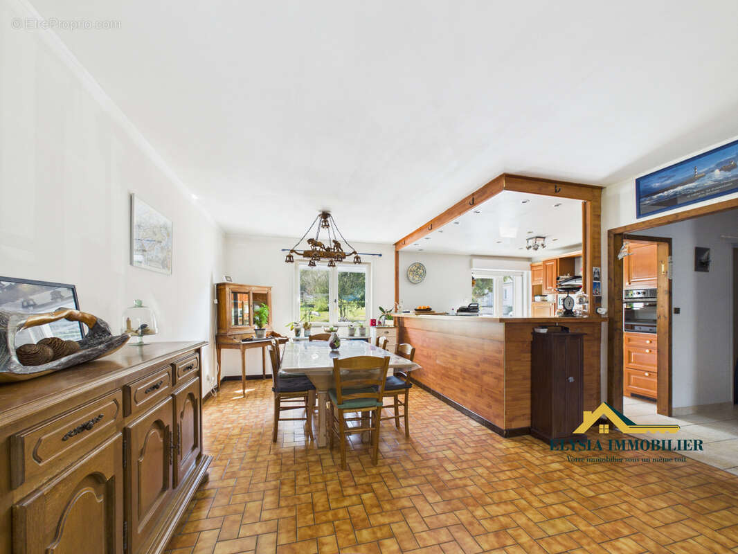 Maison à VILLECEY-SUR-MAD