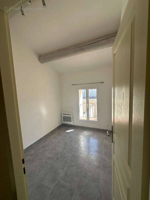 Maison à SAINT-MARTIN-DE-CRAU