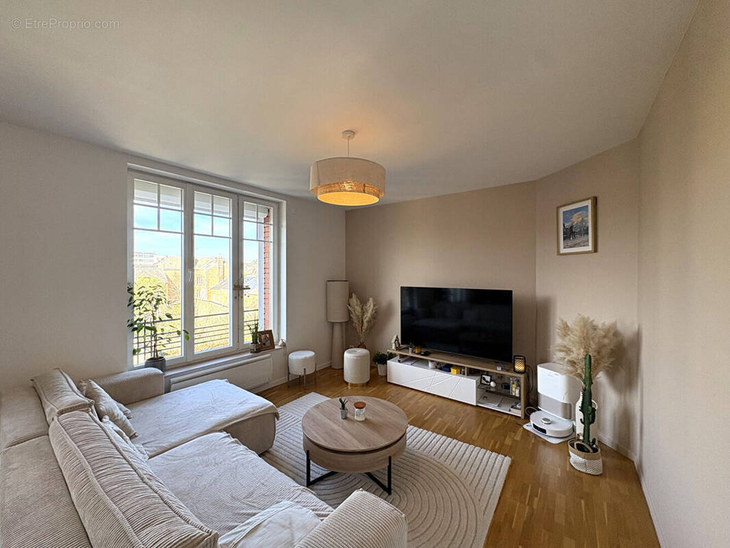 Appartement à CHARLEVILLE-MEZIERES