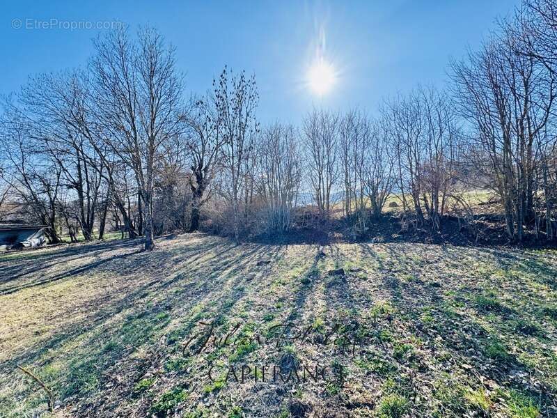 Terrain à SAINT-JULIEN-EN-CHAMPSAUR