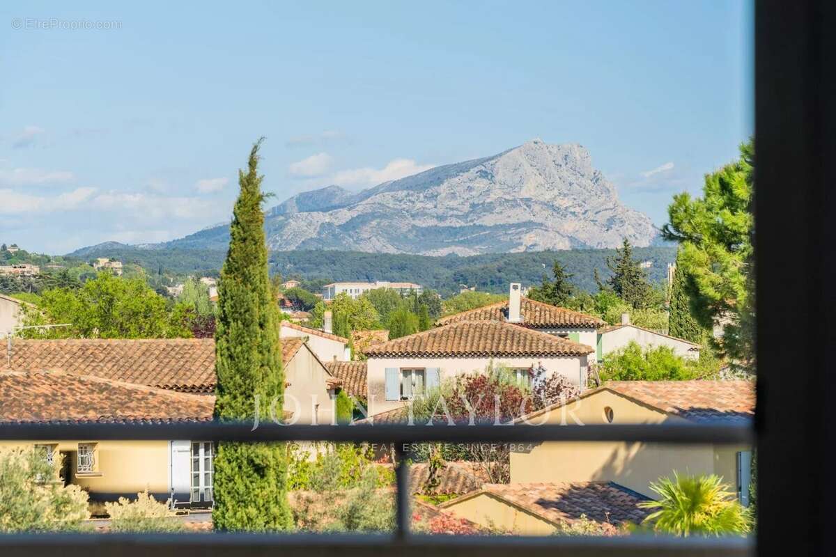 Appartement à AIX-EN-PROVENCE