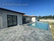 Maison à CAMBLANES-ET-MEYNAC