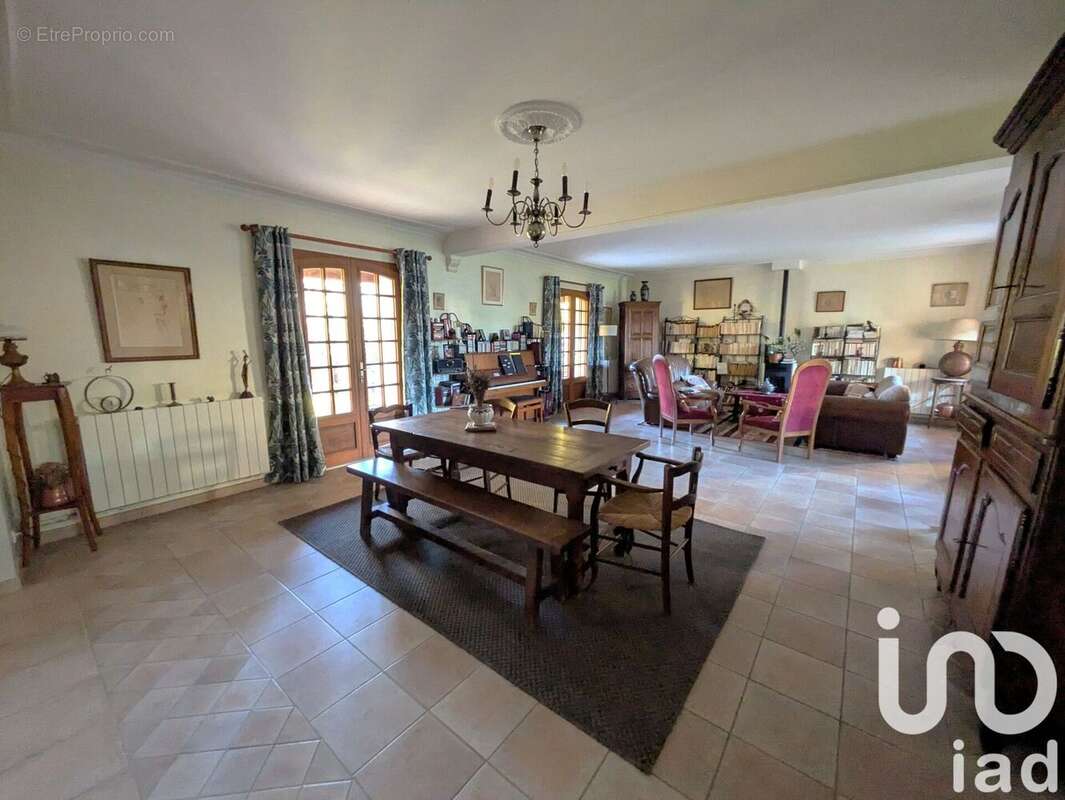 Photo 5 - Maison à BUSSAC-SUR-CHARENTE