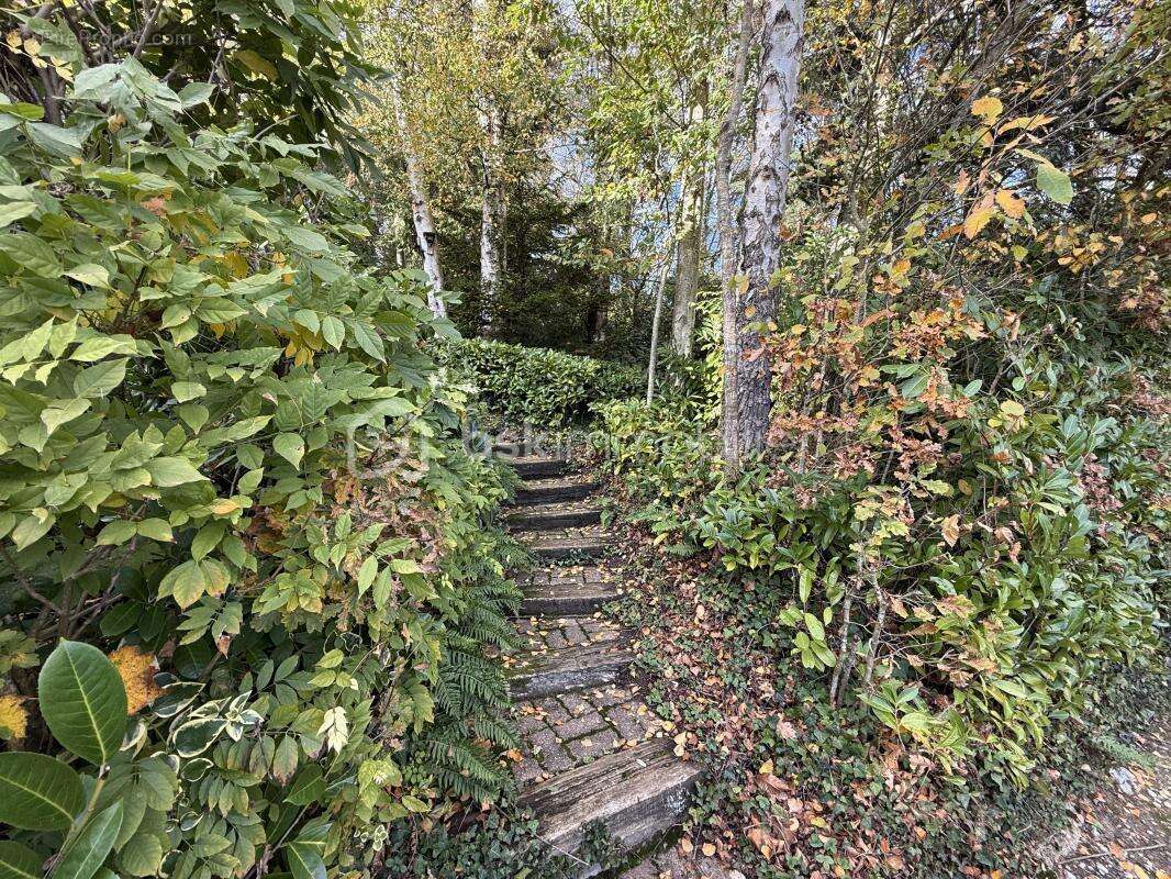 Maison à PONT-L'EVEQUE