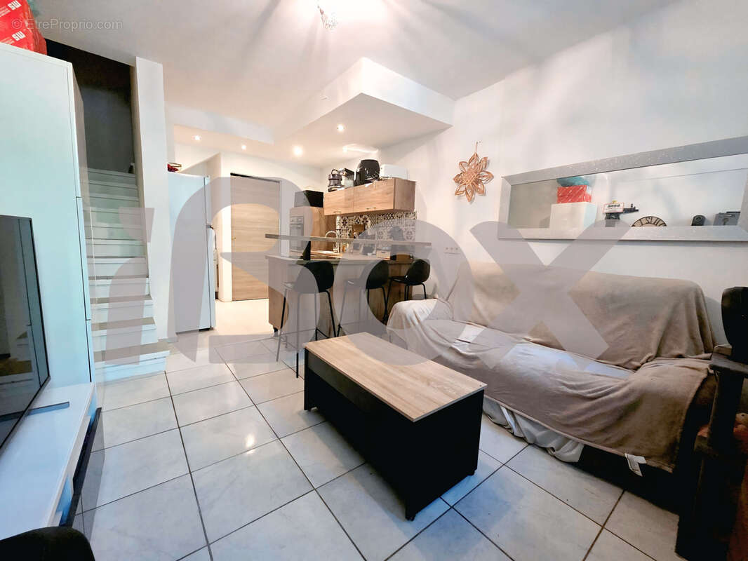 À vendre Maison de ville avec extérieur  BELGENTIER - photo 3