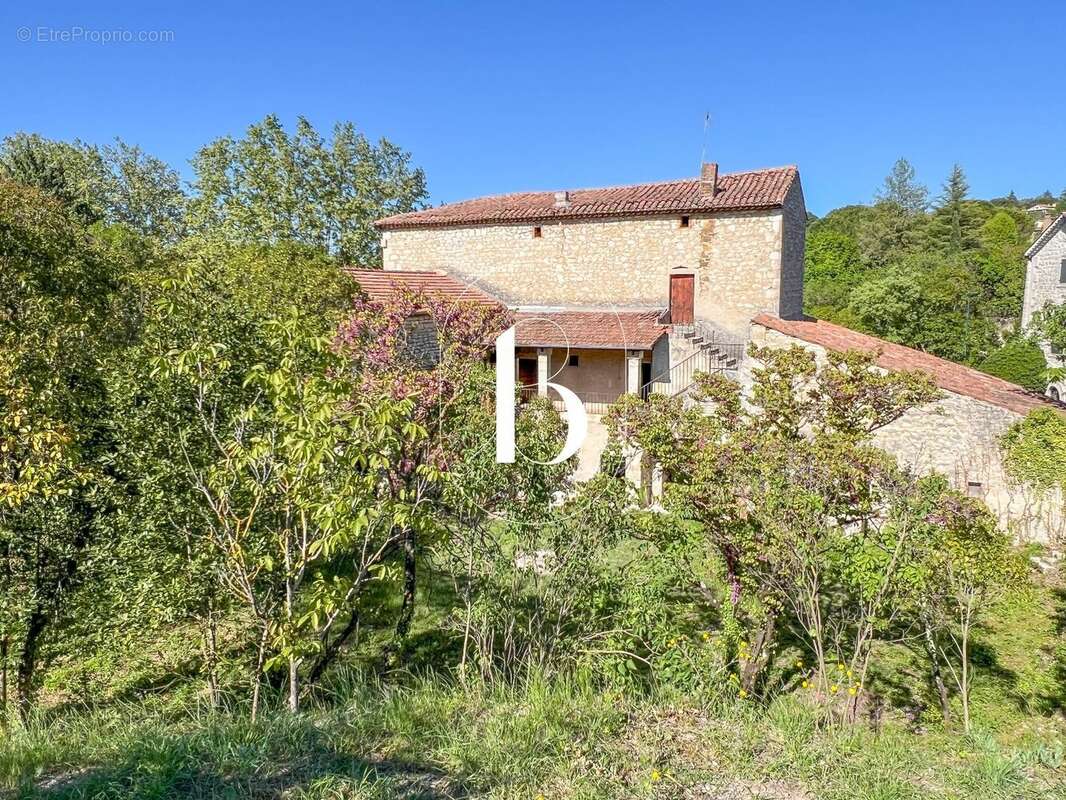 Maison à BARJAC