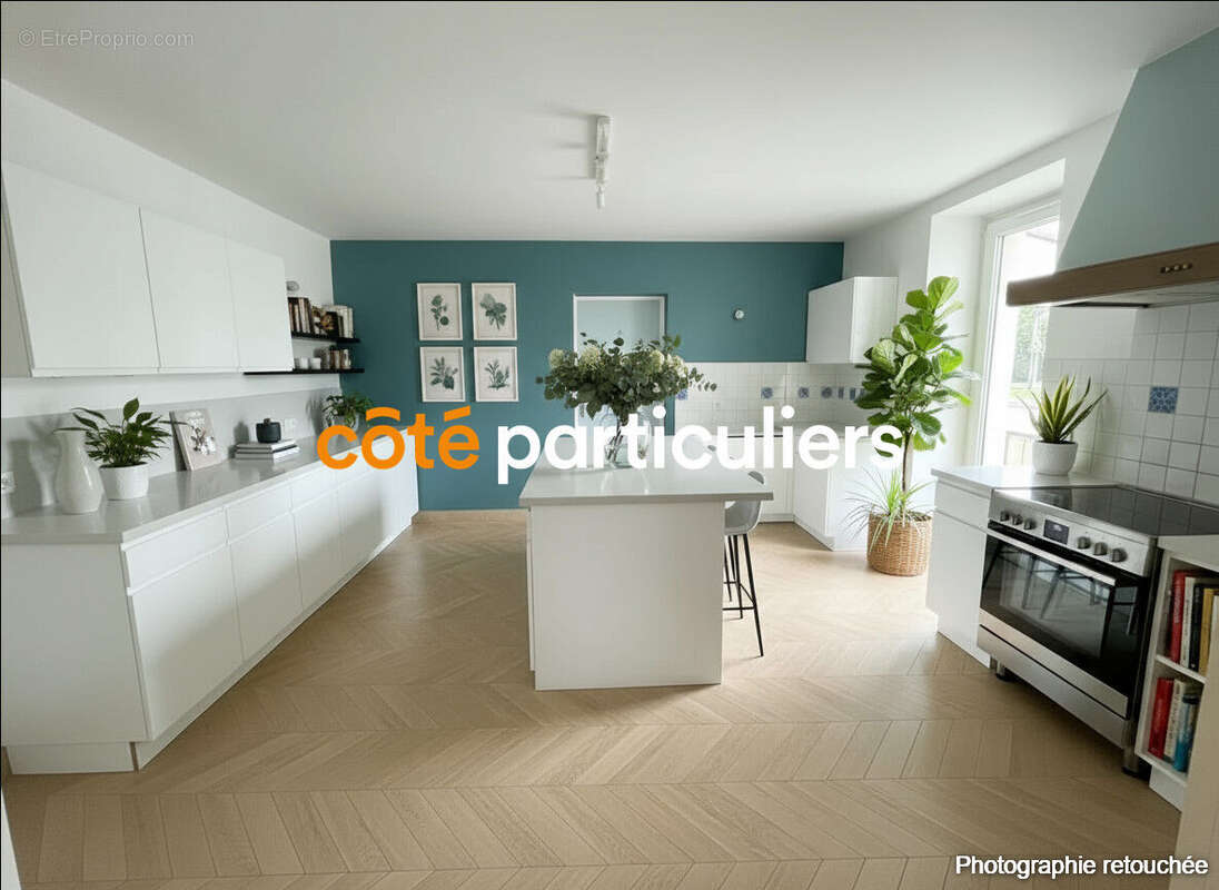 Maison à MOUZEUIL-SAINT-MARTIN