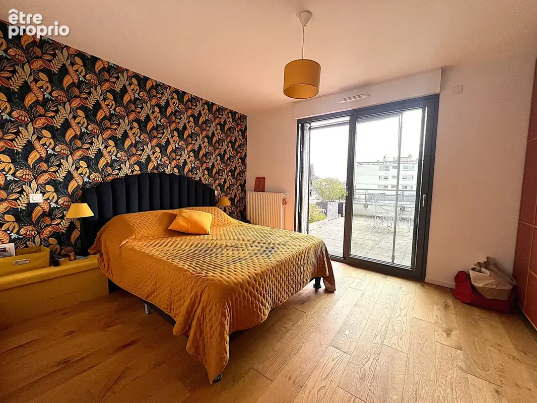 Appartement en duplex de 112m2 PMR de 3 chambres et 2 terrasses à Tours avec garage double boxé - photo 6