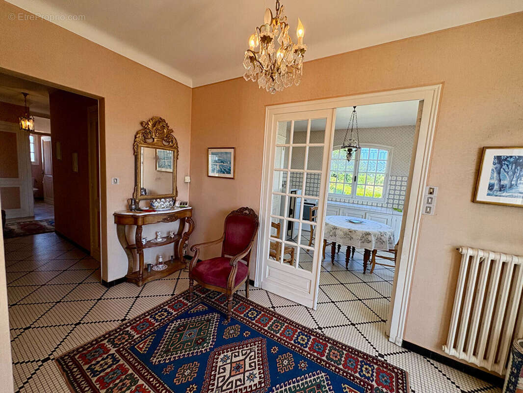 Maison Pineuilh 7 pièces, 180 m2 habitable, 5 chambres, garage,  à pied de la ville et de la gare - photo 4