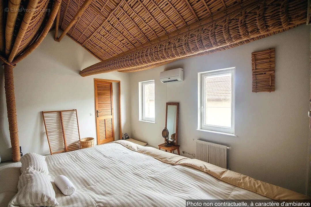 Appartement à LARAGNE-MONTEGLIN