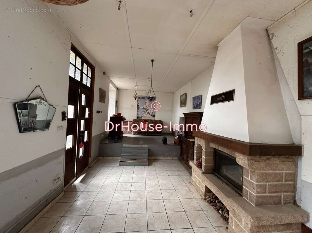 Maison à SAINT-SEVER-CALVADOS