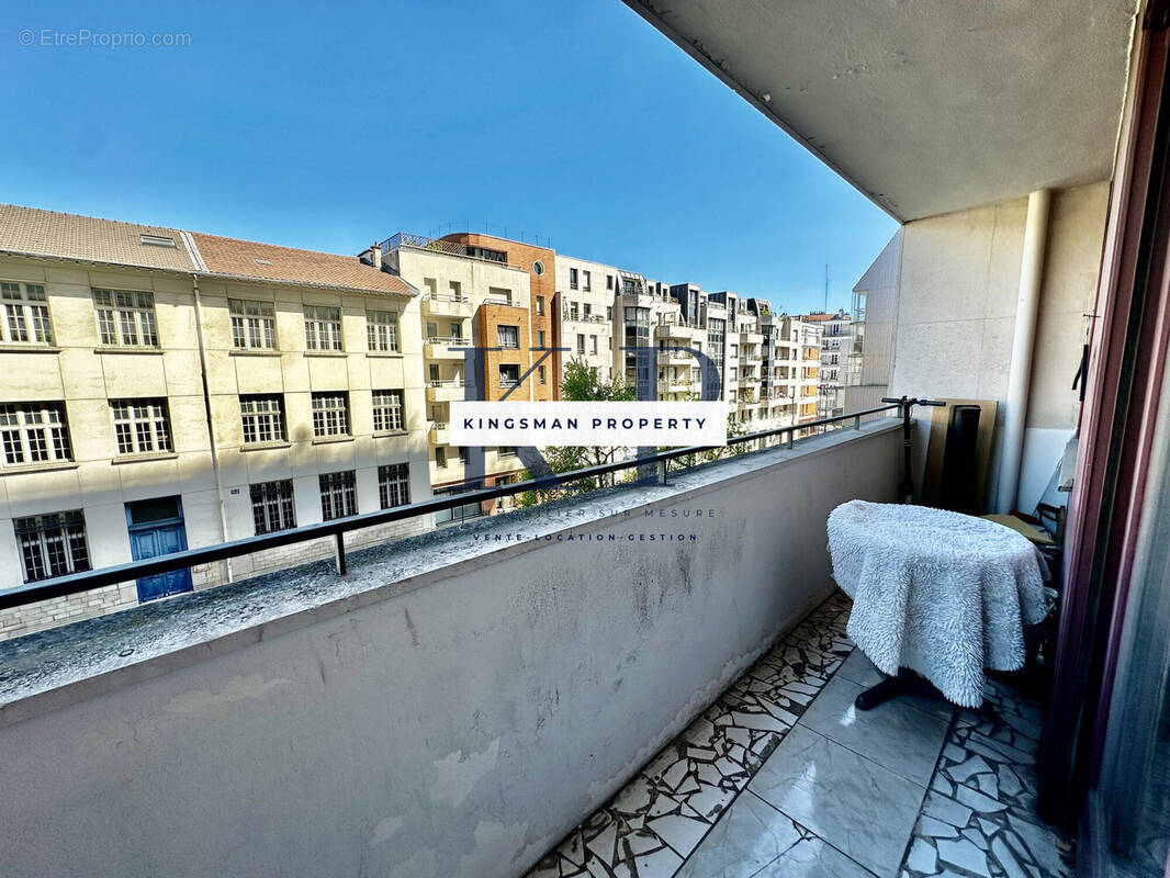 Appartement à PARIS-20E